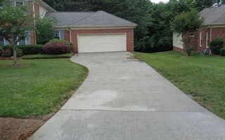 Concrete Driveway Cleaning and Washing Services